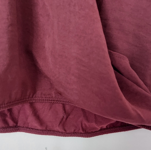 Ann Taylor Burgundy Sleeveless Blouse - Picture 2 of 3